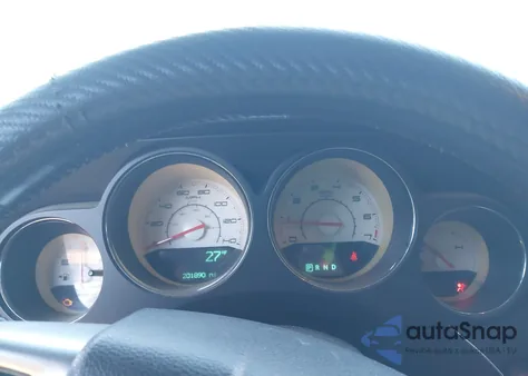 2011 Dodge Challenger z USA, uszkodzony, nr VIN 2B3CJ4DG7BH565676